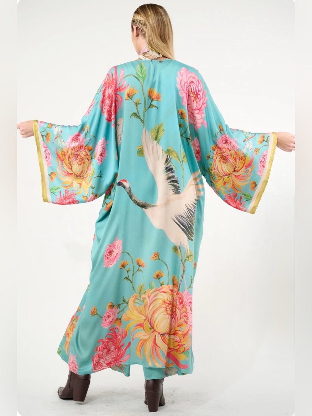 🌺 NWT! Aratta Floral Legend of the Crane  Kimono Robe